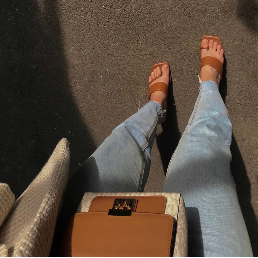 Zara Leather High-Heel Sandals With Padded Straps